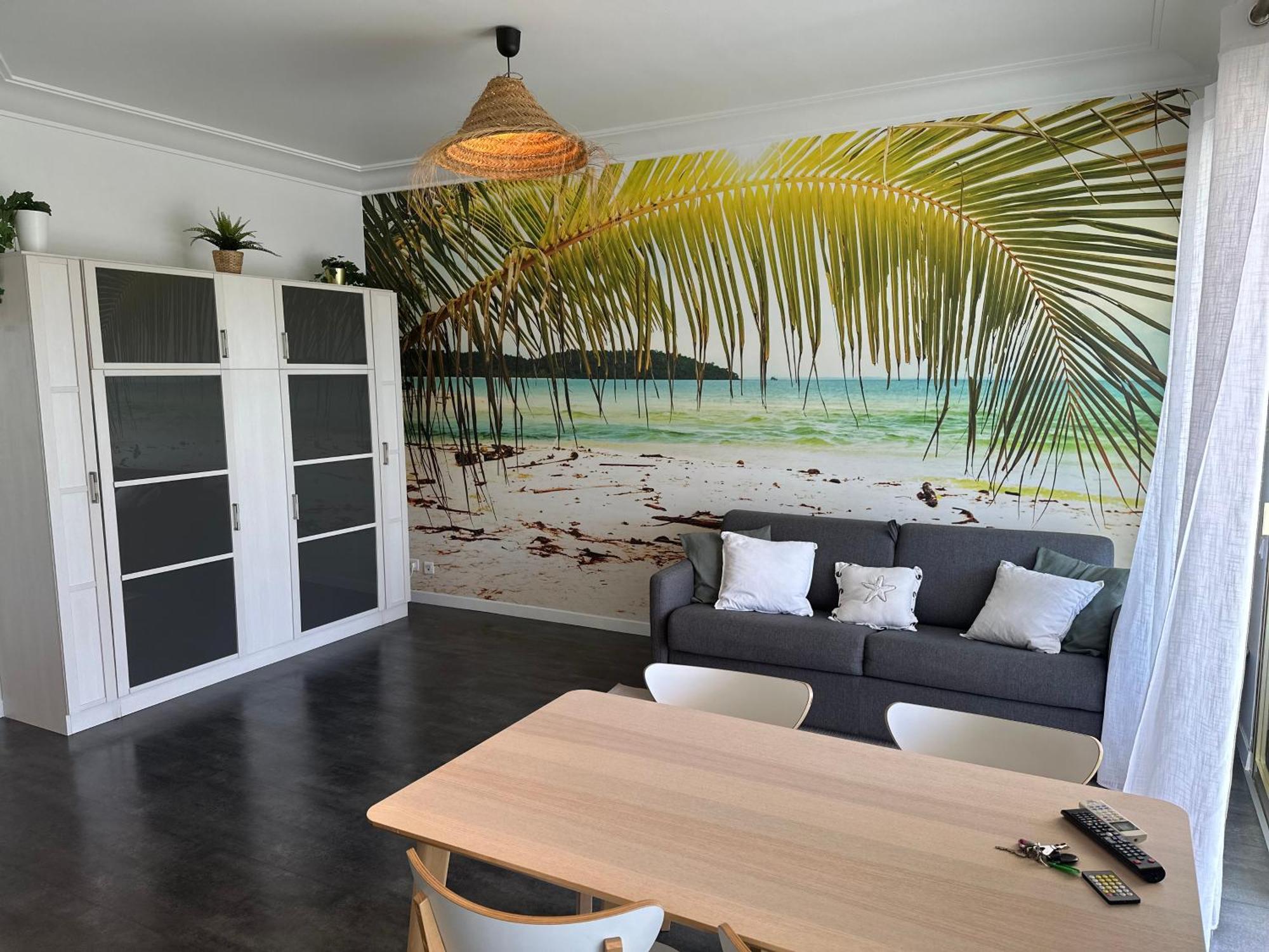 Studio Front De Mer A 10Metres De La Plage Villeneuve-Loubet Exterior photo